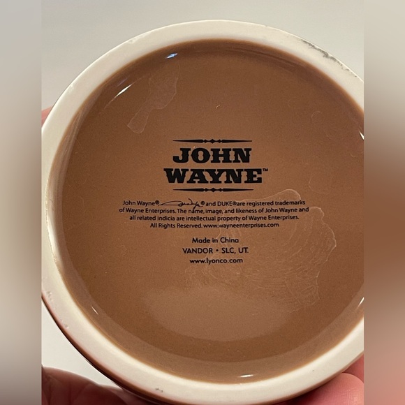 John Wayne “The Duke” 12 Oz coffee mug - Picture 4 of 4